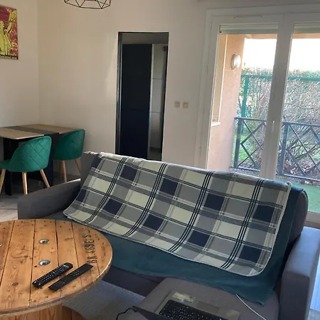 Appt T2 Sept Deniers Avec Clim Apartament